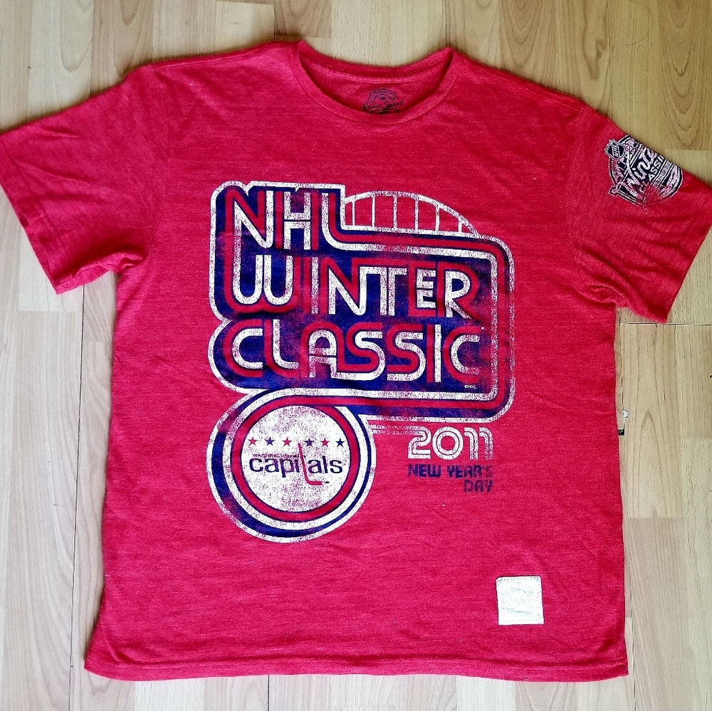 Rare 2011 Capitals Winter Classic Tee size L